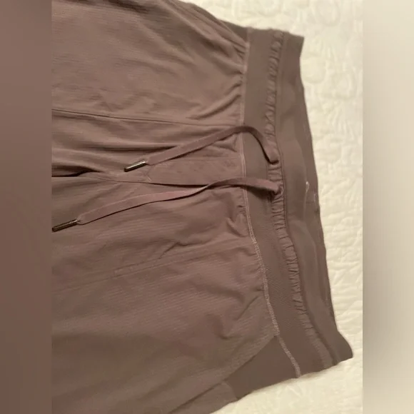 Lululemon Dance Studio Mid Rise Cropped Pant - Picture 3 of 11